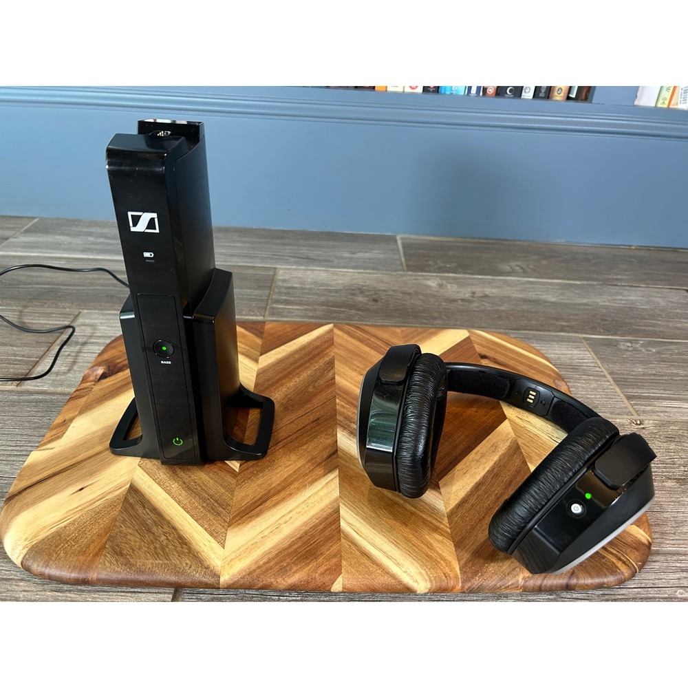 Sennheiser RS 165 / HDR 165 Wireless TV Headphones w/ TR 165 Transmitter Tested - Picture 3 of 13